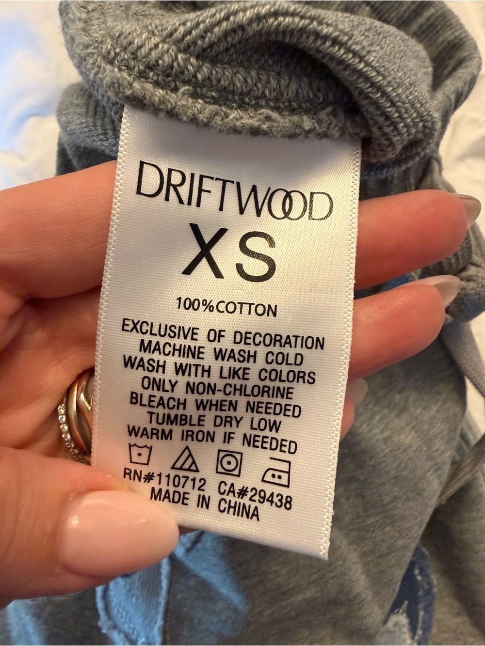 DRIFTWOOD • French terry gathered pants sweatpants - XS gray floral appliqué - Picture 7 of 7